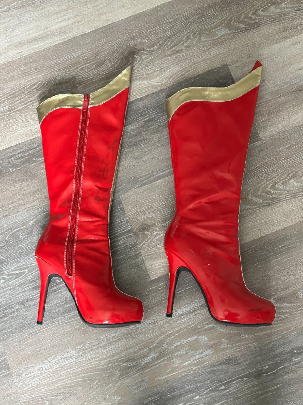 Ellie Red & Gold Platform 5.5" Heeled Boots Size 7 - Picture 2 of 11